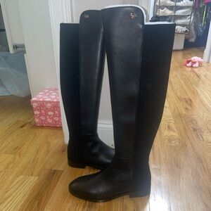 BRAND NEW knee height Stuart Weitzman boots
